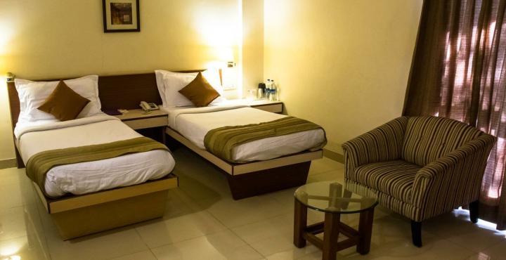 Hotel Phoenix Koregaon Park Пуна Экстерьер фото